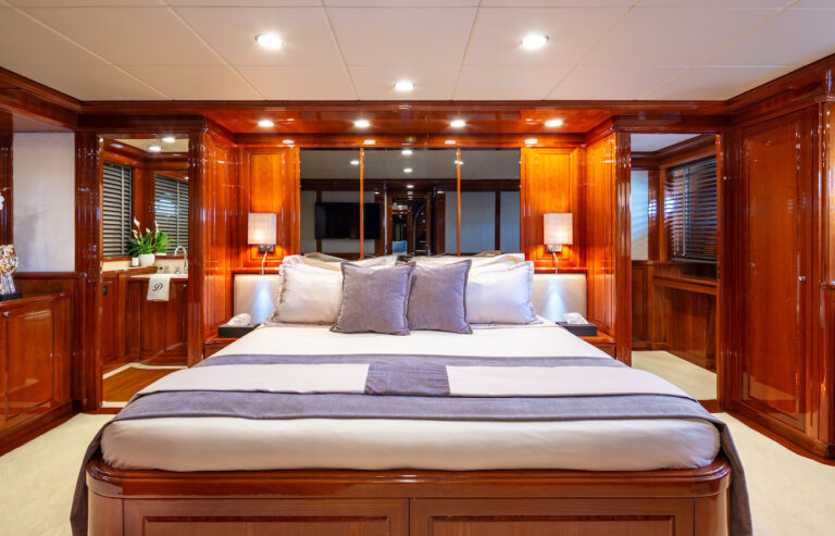 Double Cabin