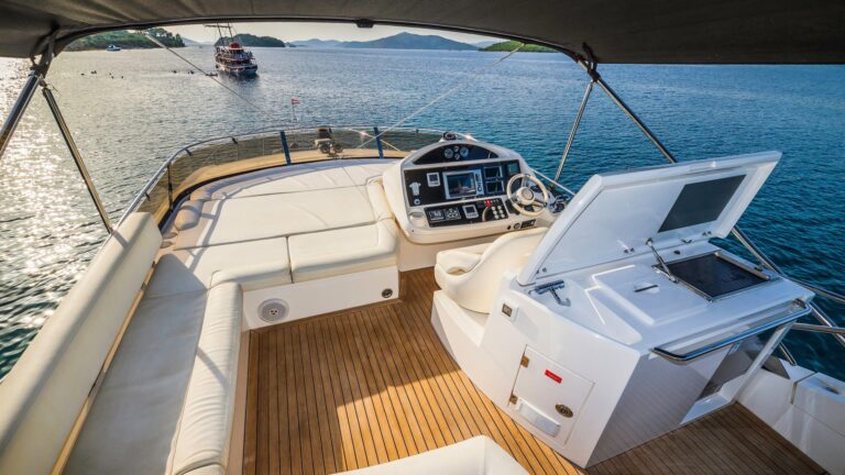 Flybridge
