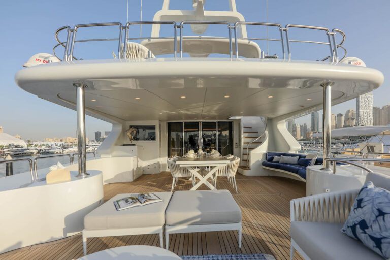 Aft Deck Alfresco Dining