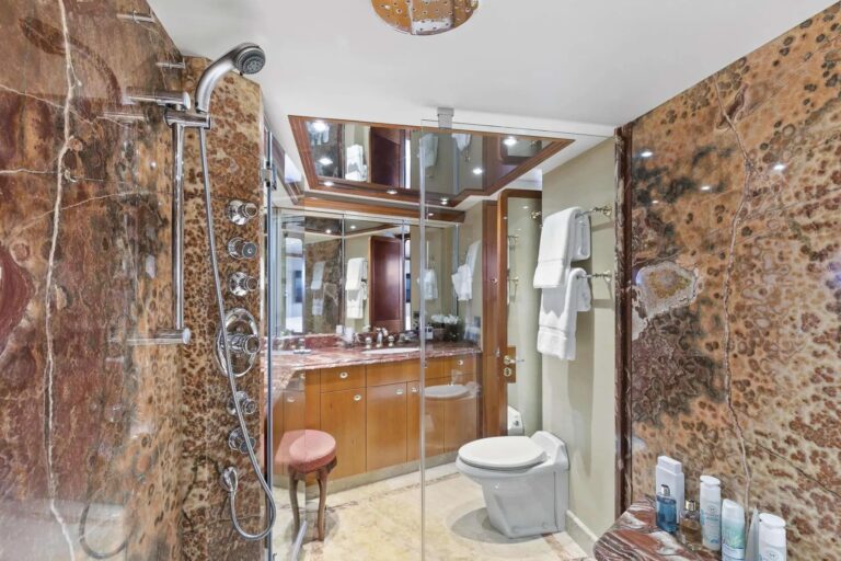 Master Ensuite