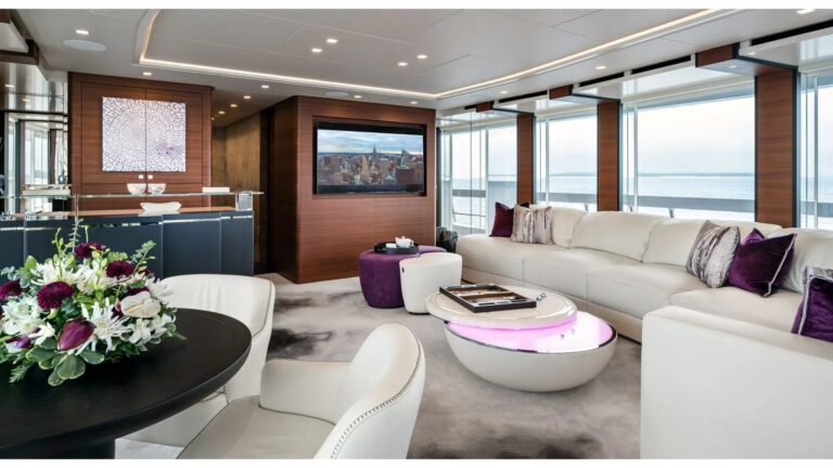 Sky Lounge