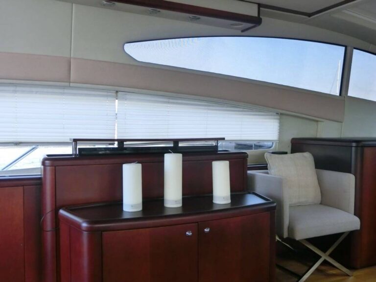 Saloon