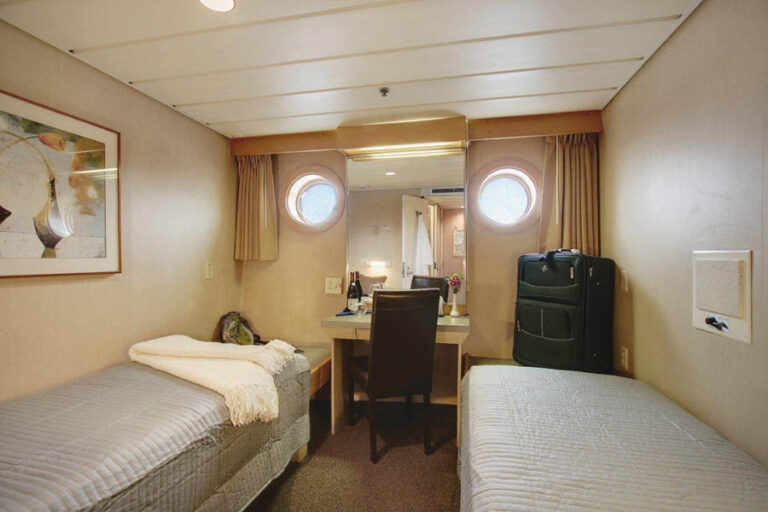Twin Cabin