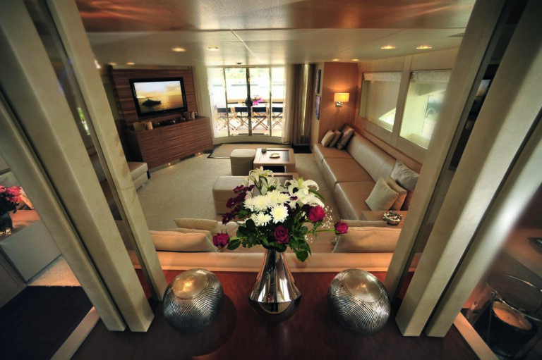 MY ESPRESSO - Aft view salon