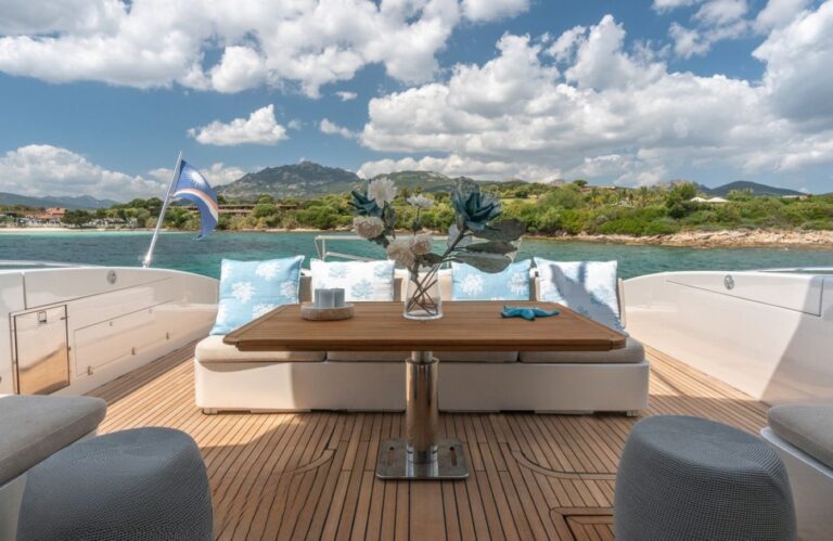 Exterior Relaxation Area