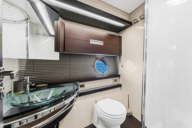 Master Ensuite