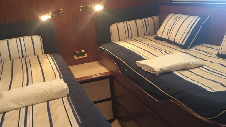 Twin Guest Cabin