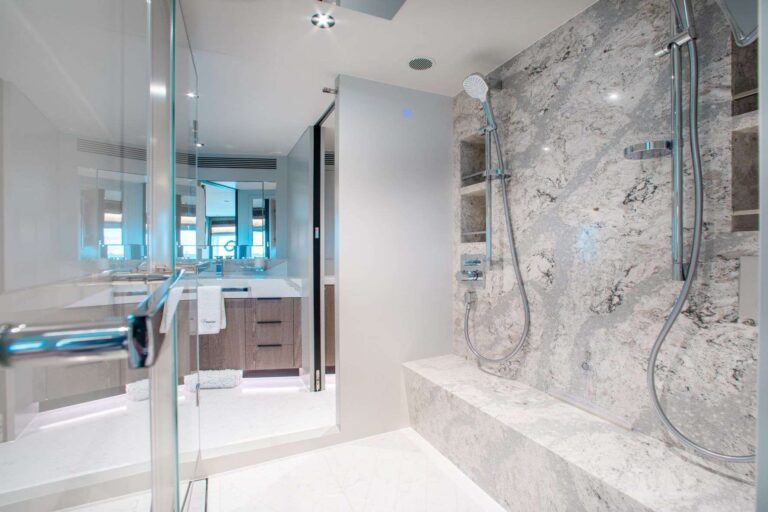 Master Ensuite