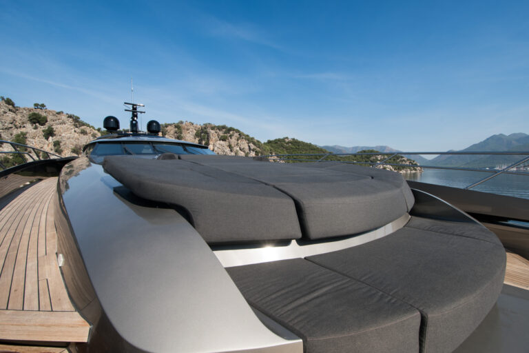 Foredeck Sunpads And Seating