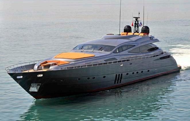 MY GINGER Pershing 115 -  Forward View