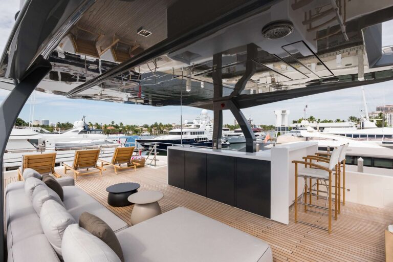 Sun Deck Bar
