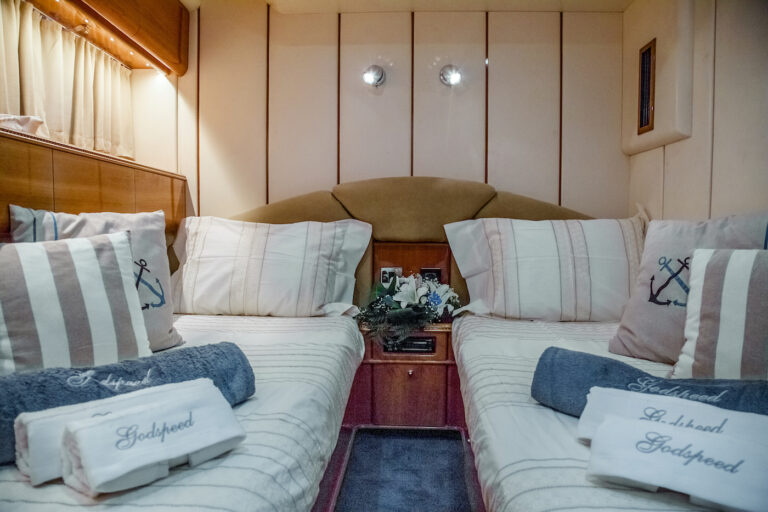 Twin Cabin