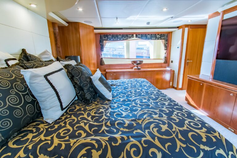VIP Cabin
