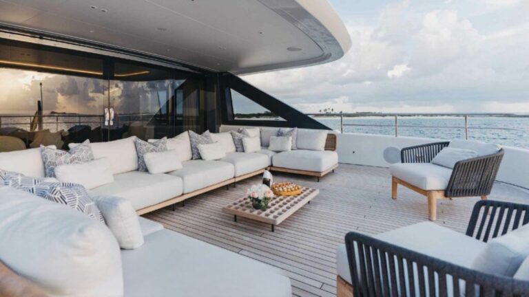 Exterior Relaxation Area