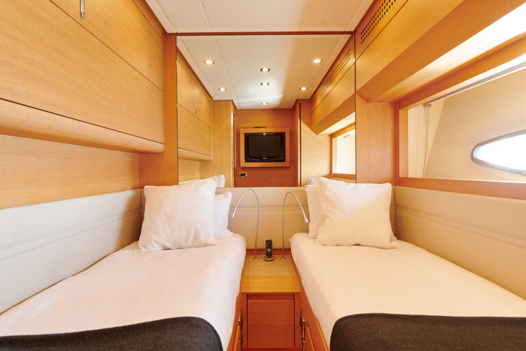 Twin Cabin