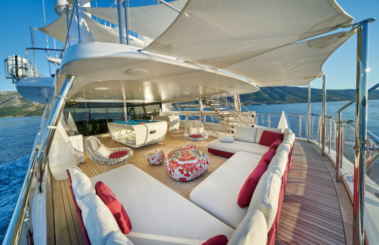 Upper Deck