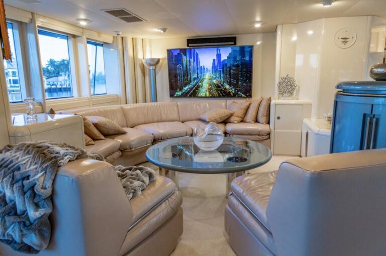 Saloon Seating