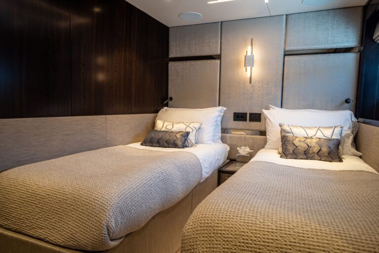Twin Suite
