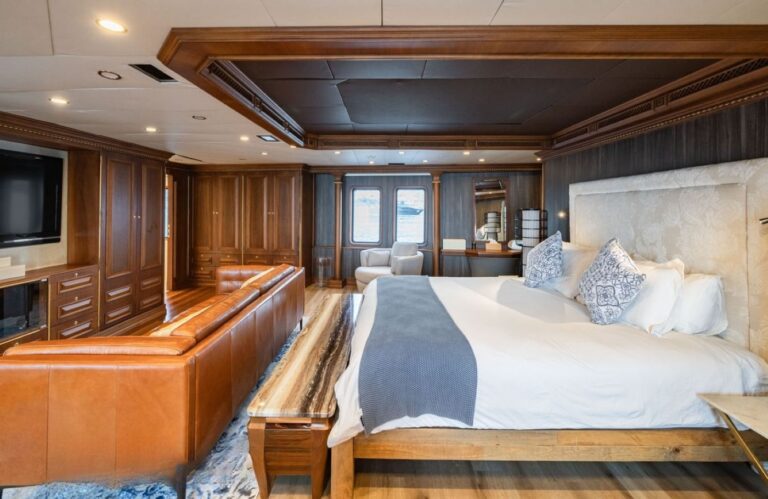 Vip Cabin