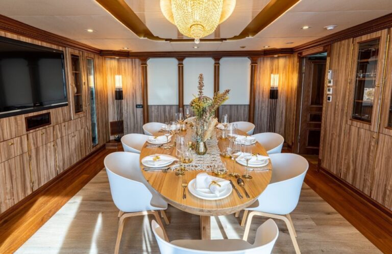 Main Dining