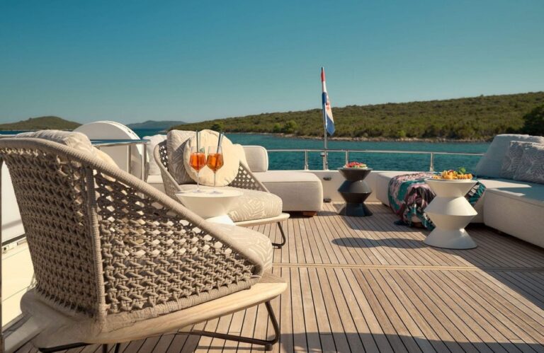 Exterior Relaxation Area