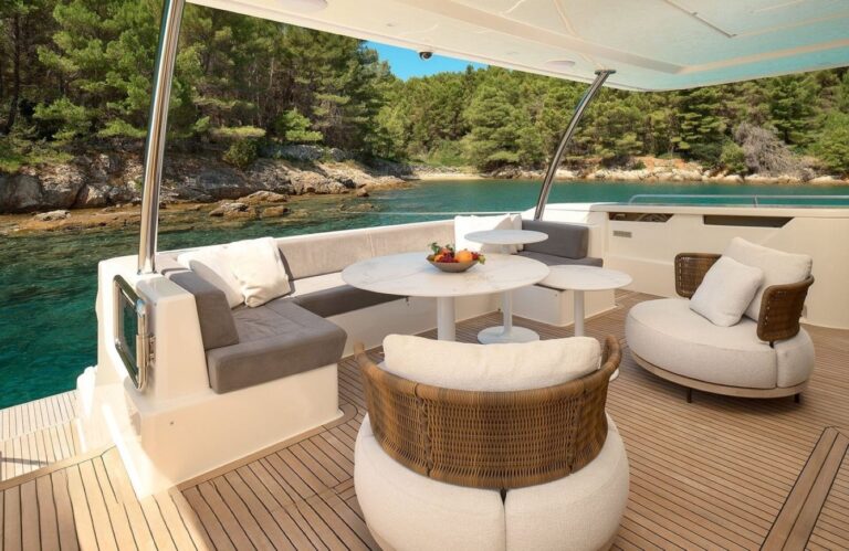 Exterior Relaxation Area