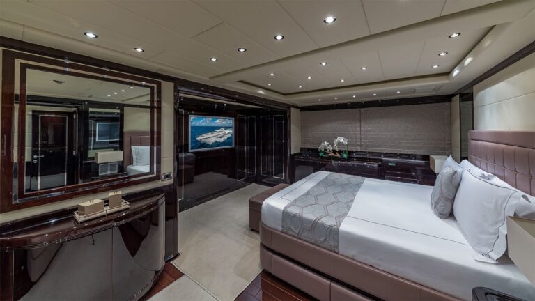 Master Guest Cabin