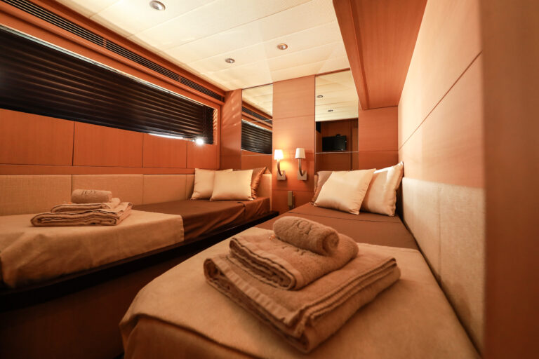 Twin Cabin