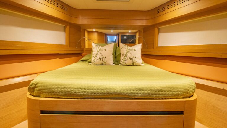 Double Cabin