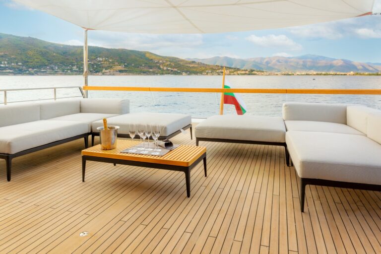 Flybridge