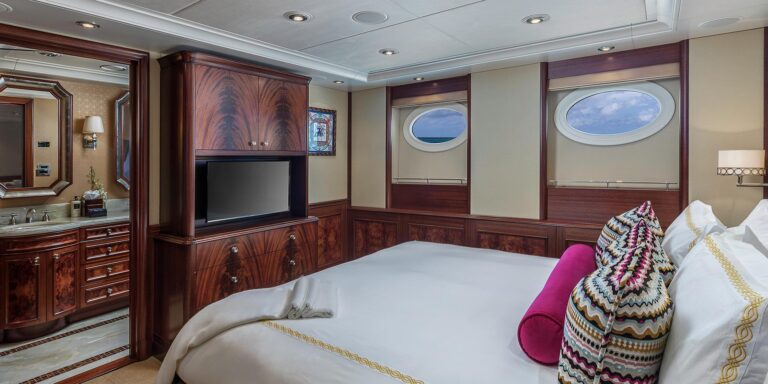 Guest Cabin