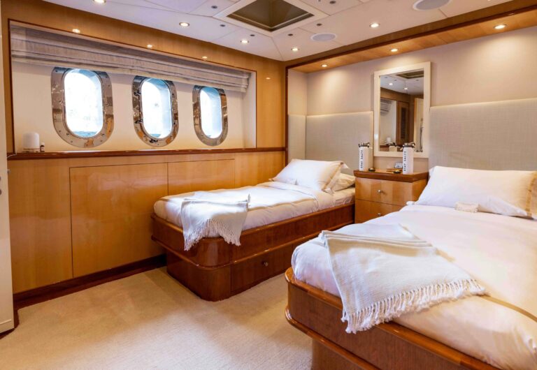 Twin Cabin
