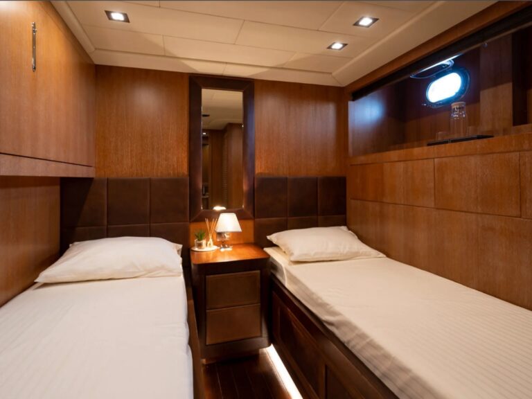 Twin Suite