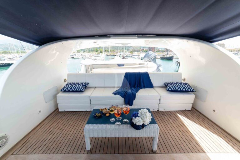 Flybridge