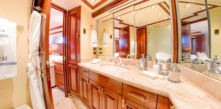 Master Ensuite