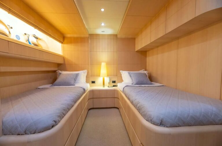 Twin Suite