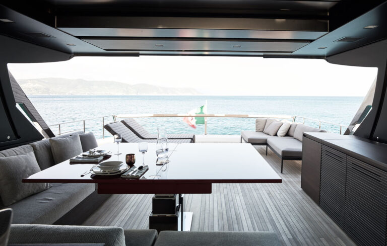 Flybridge