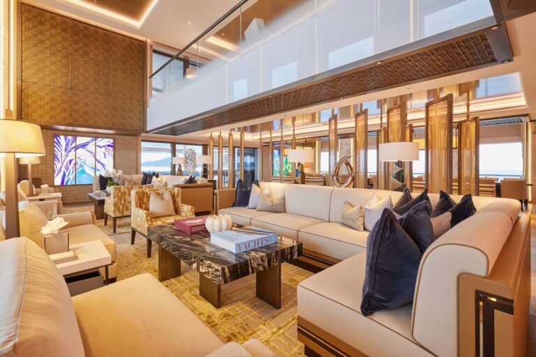 Main Deck Lounge