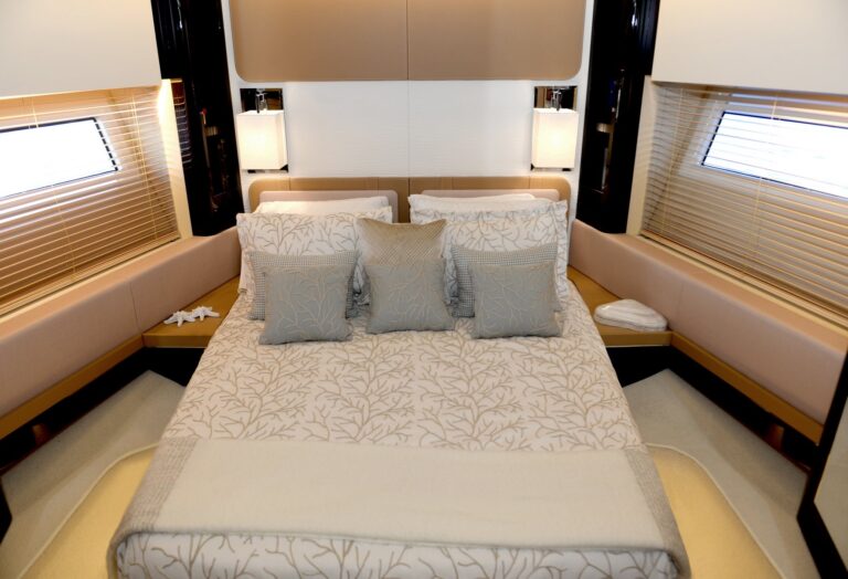 Double Cabin