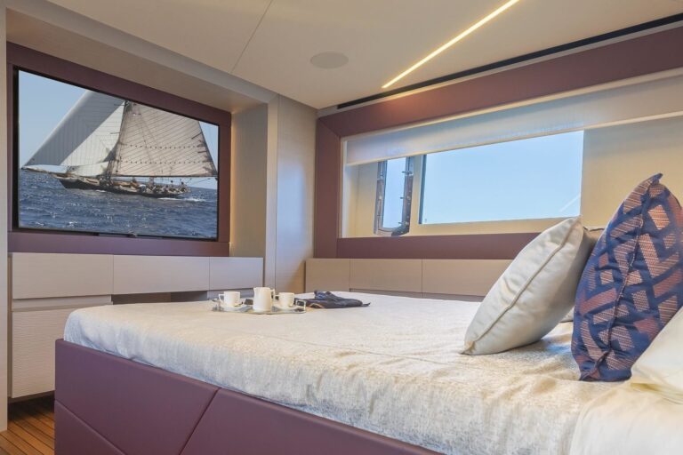 Double Cabin
