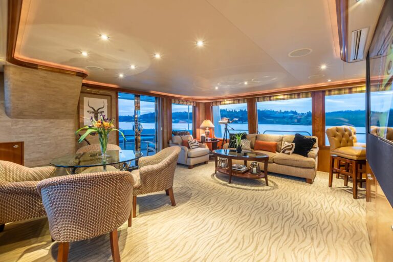 Bridge Deck Salon