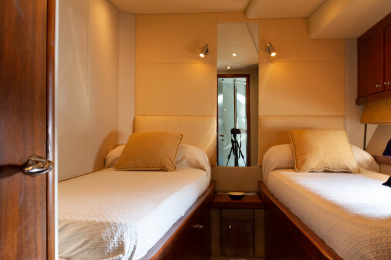 Twin Cabin