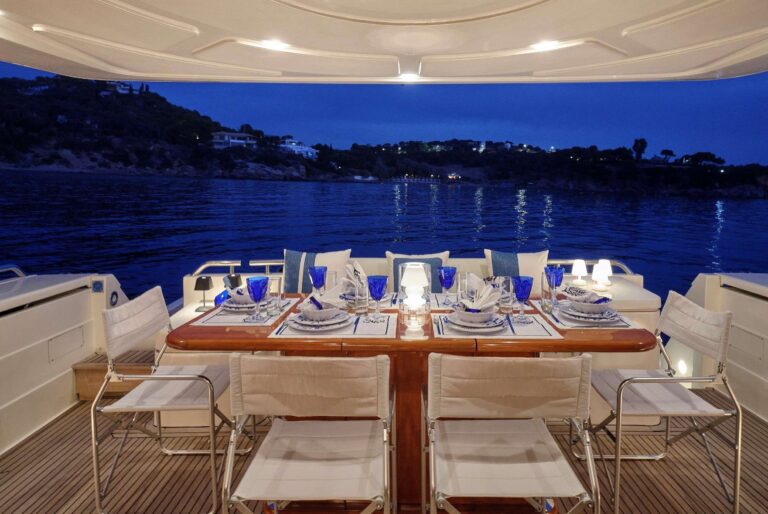 Alfresco Dining By Night