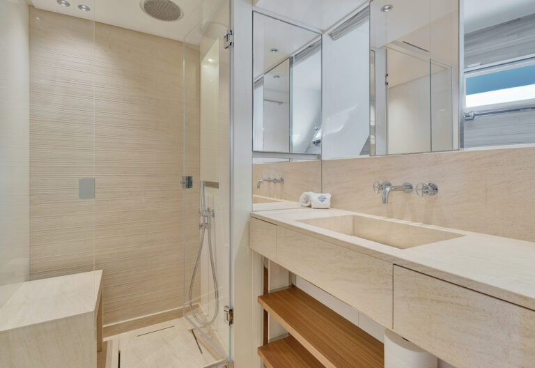Ensuite With Shower