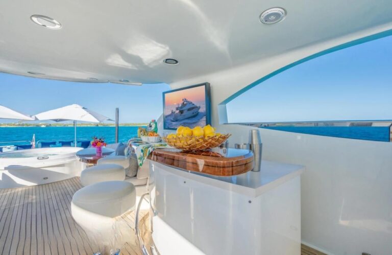 Exterior Relaxation Area