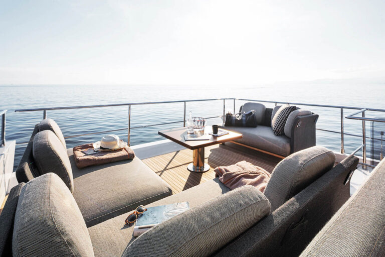 Flybridge Seating