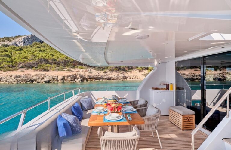 Exterior Relaxation Area With Dining
