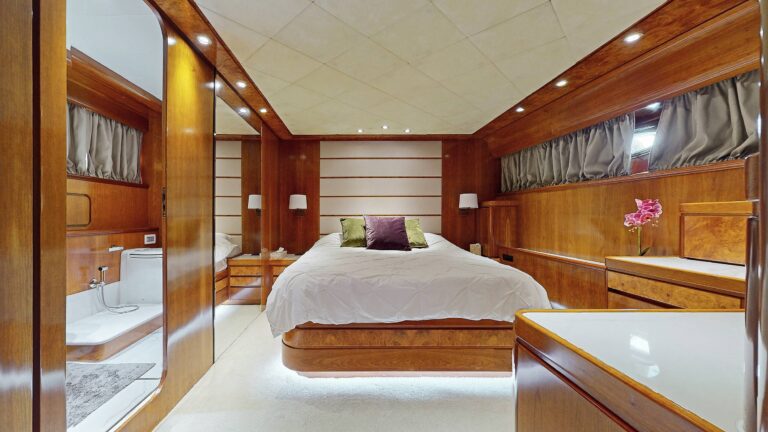 Master suite