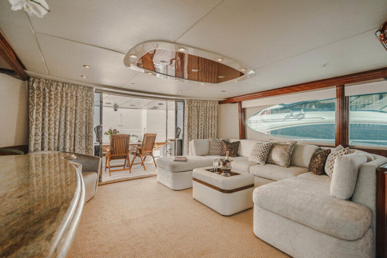 Main salon lounge