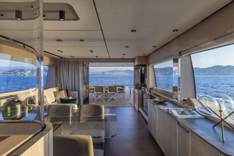 Main Salon View Aft